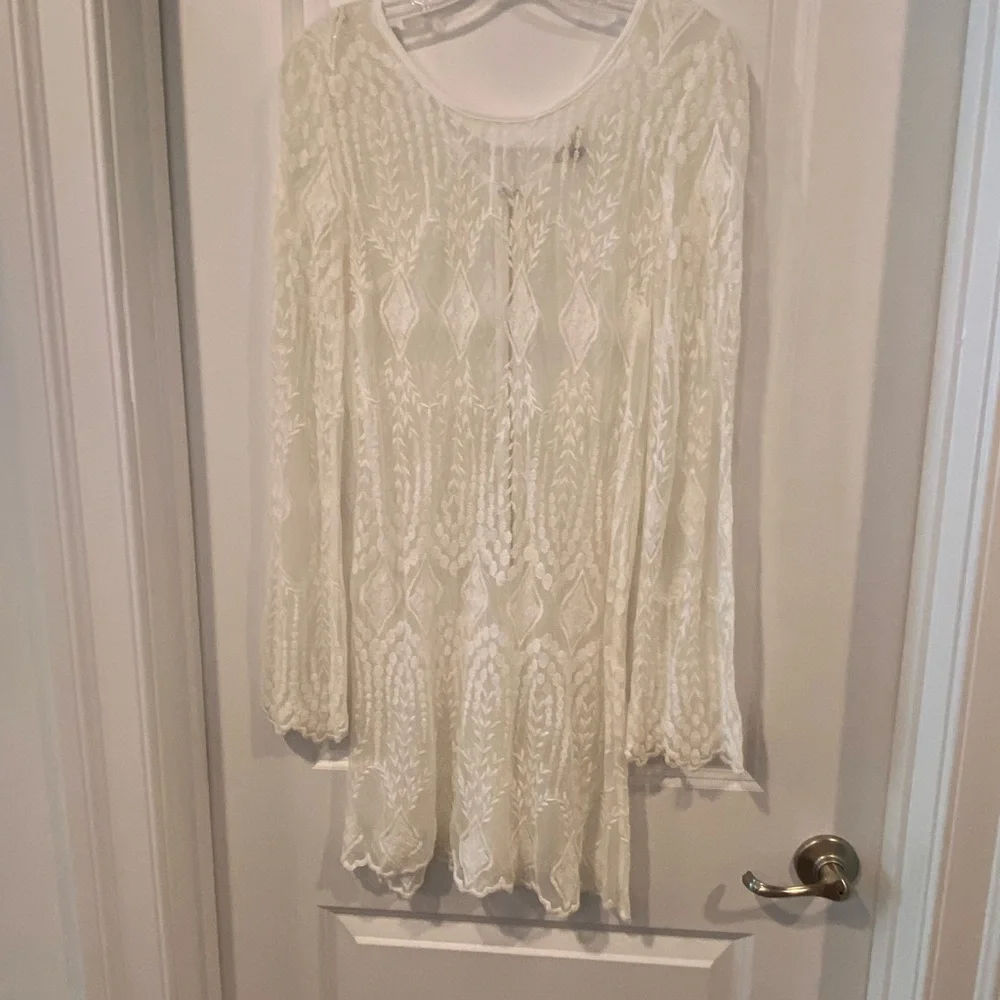 Super Sexy Lace dress or swim cover up, Size M - Picture 4 of 4